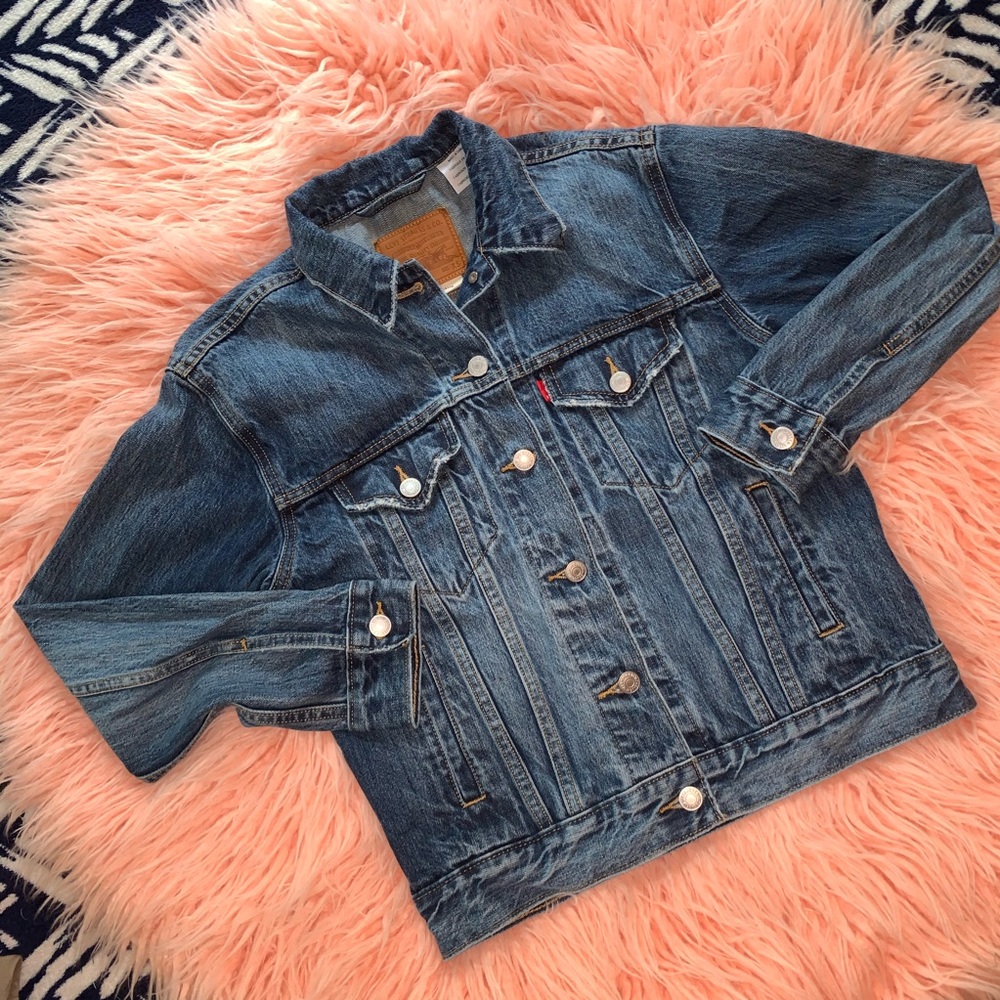 Levi’s Jacket - Picture 2 of 8